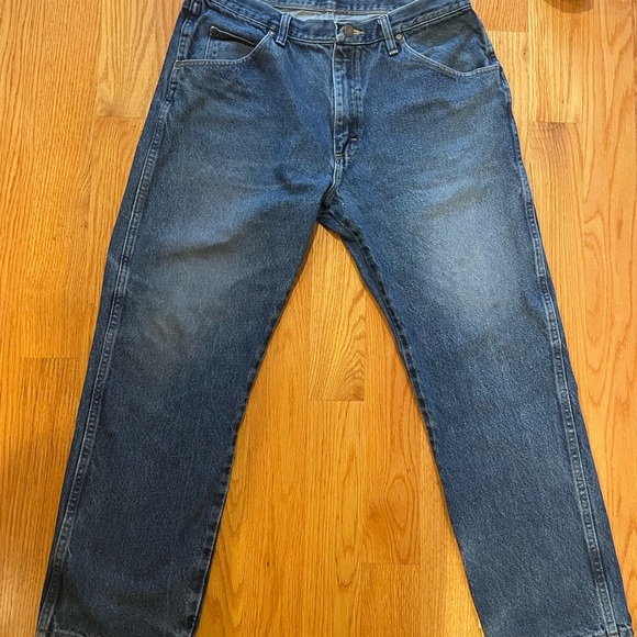 Wrangler Regular Fit 96501MR Medium Wash Men’s Jeans 36X29 - Picture 1 of 5
